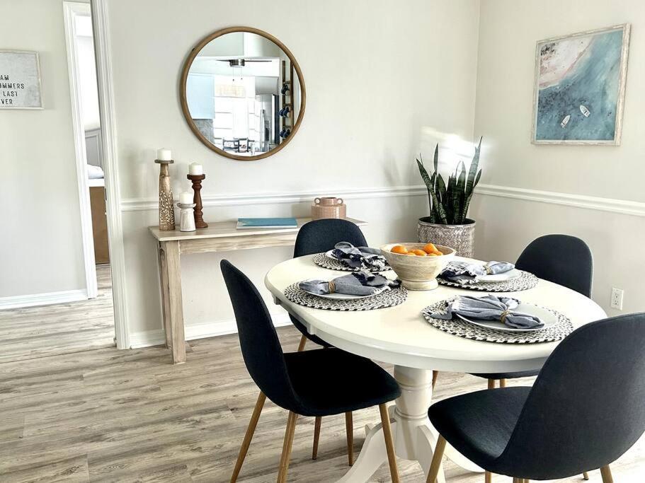 Beautiful Spacious Home! Close To Beaches - Heated Private Pool Englewood Extérieur photo